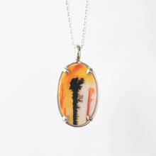 Load image into Gallery viewer, Sunset Dendritic Agate Necklace