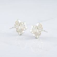 Load image into Gallery viewer, Mini Quilled Garden Flower Earrings