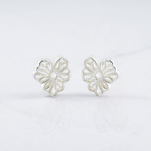 Load image into Gallery viewer, Mini Quilled Garden Flower Earrings