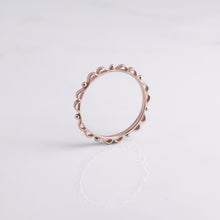 Load image into Gallery viewer, Mandala Lace Pattern Ring