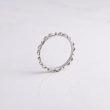 Load image into Gallery viewer, Mandala Lace Pattern Ring