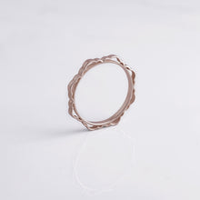 Load image into Gallery viewer, Mandala Clover Pattern Ring