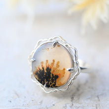 Load image into Gallery viewer, Big Mandala Dendritic Agate Ring