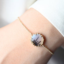 Load image into Gallery viewer, Round Dendritic Agate Bracelet in Yellow Gold