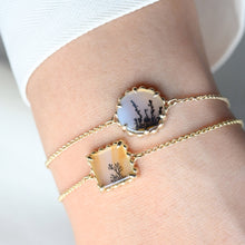 Load image into Gallery viewer, Round Dendritic Agate Bracelet in Yellow Gold