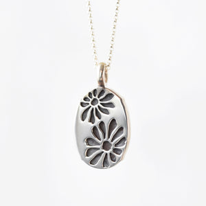 Double Floral White Dendritic Agate Necklace
