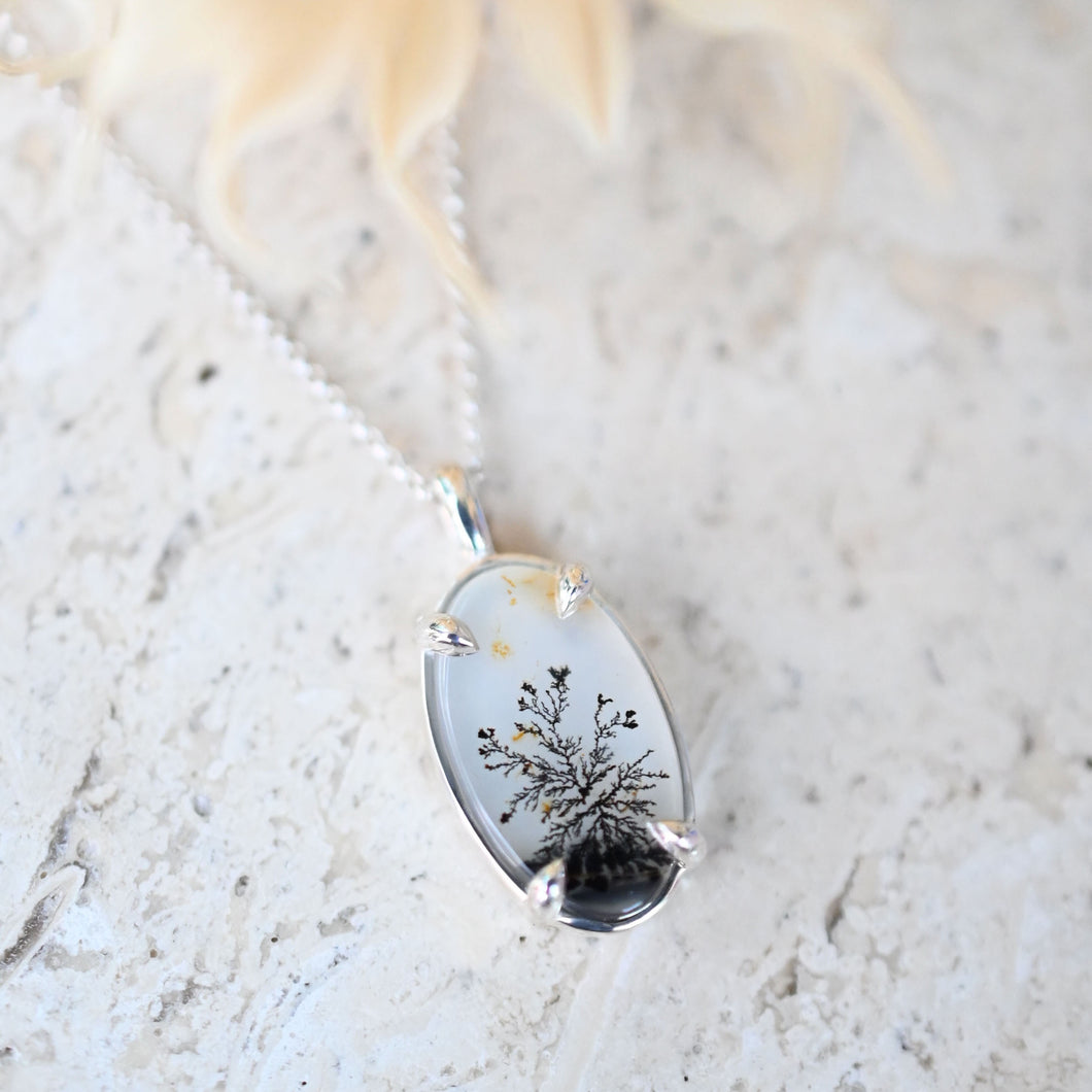 Black Branches Dendritic Agate Necklace